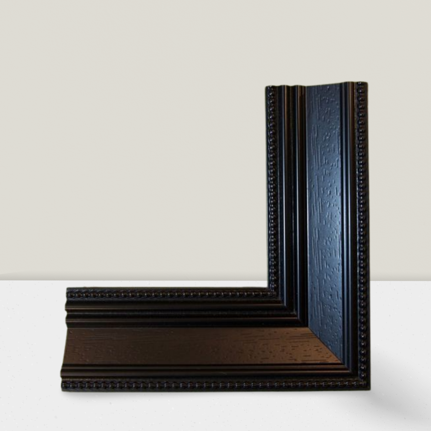 Classic Black Wood-Grain Frame Moulding - 8338-GF140-011-BY