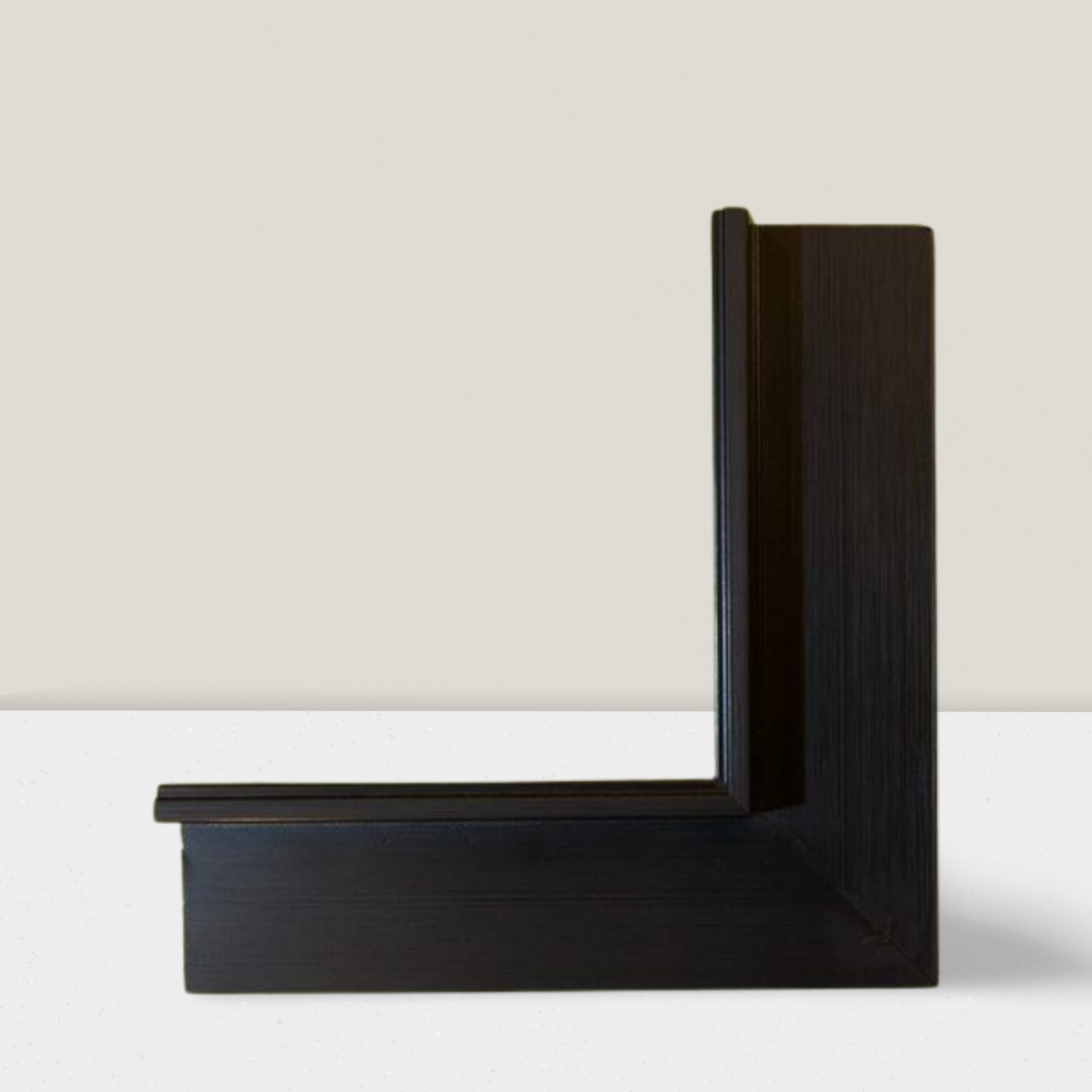 Black contemporary frame moulding - GF142-011-B